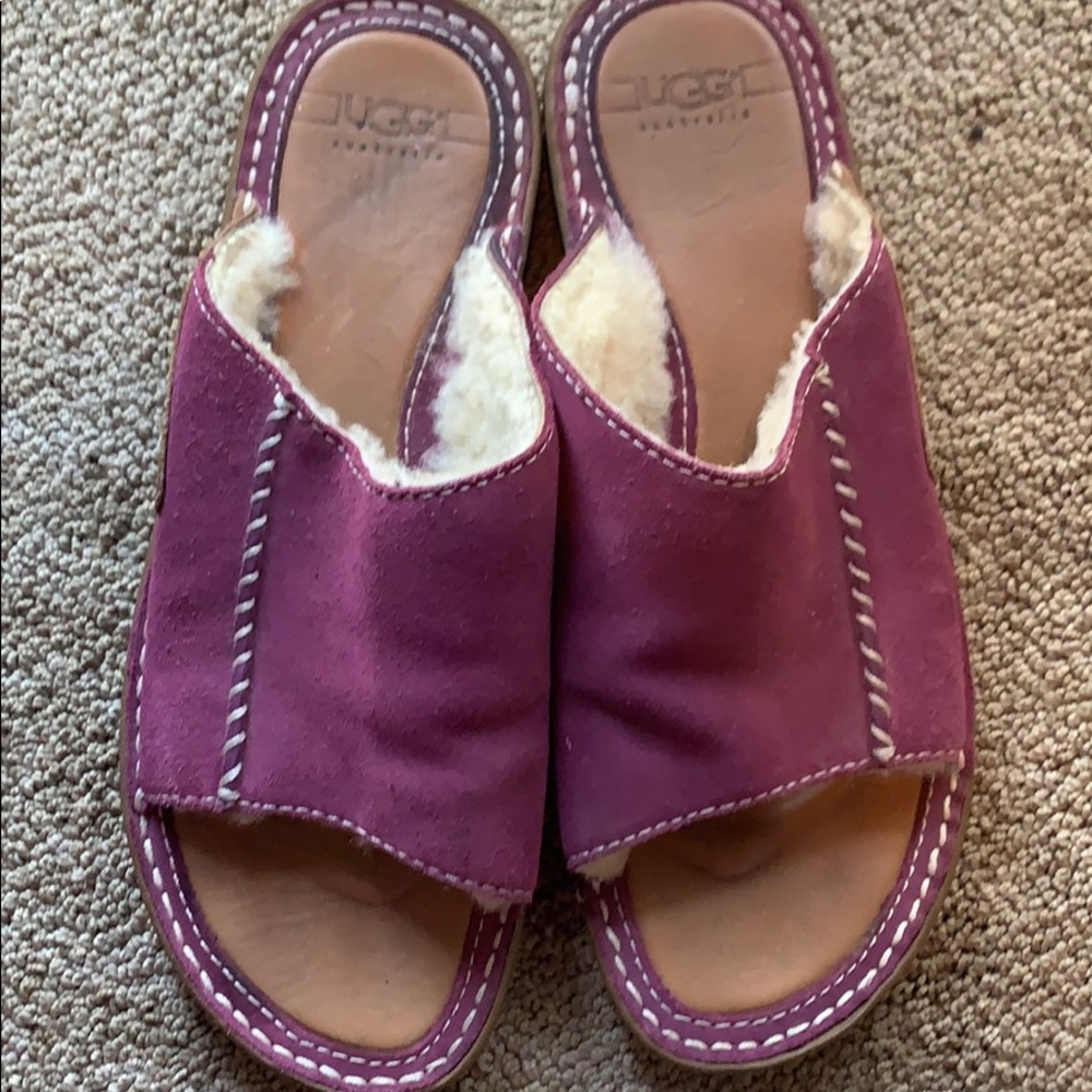 UGG plum slides! rare and in great condition!!